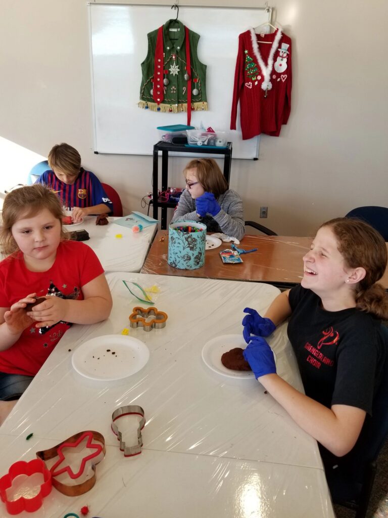 Artwork and artists from the December 2018 — Christmas Fun session at Creating With Blind Abandon.