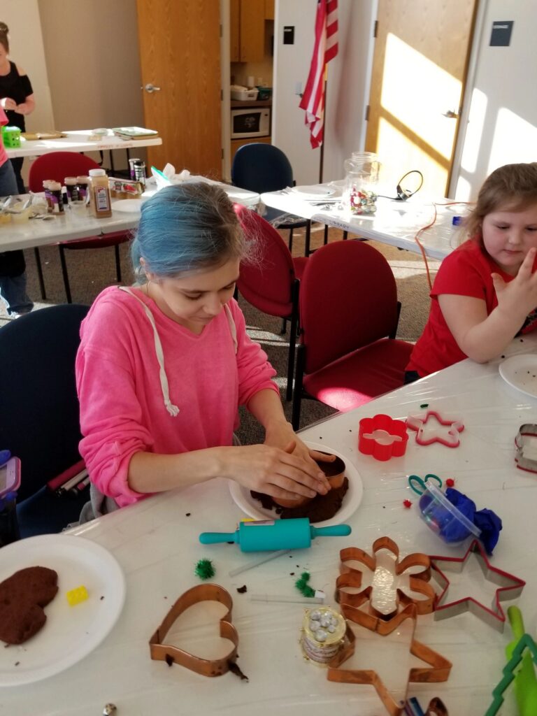 Artwork and artists from the December 2018 — Christmas Fun session at Creating With Blind Abandon.