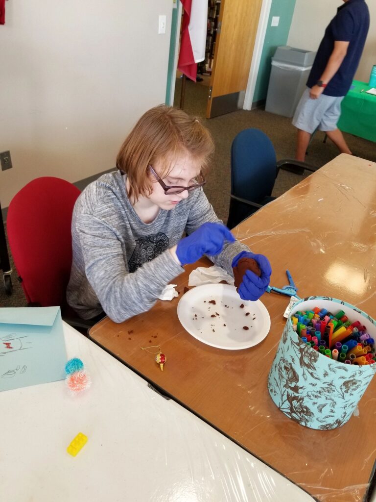 Artwork and artists from the December 2018 — Christmas Fun session at Creating With Blind Abandon.