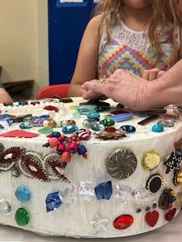 Artwork and artists from the September 2019 — The Color of Blind session at Creating With Blind Abandon.