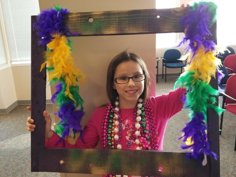 Artwork and artists from the February 2019 — Mardi Gras Fun session at Creating With Blind Abandon.