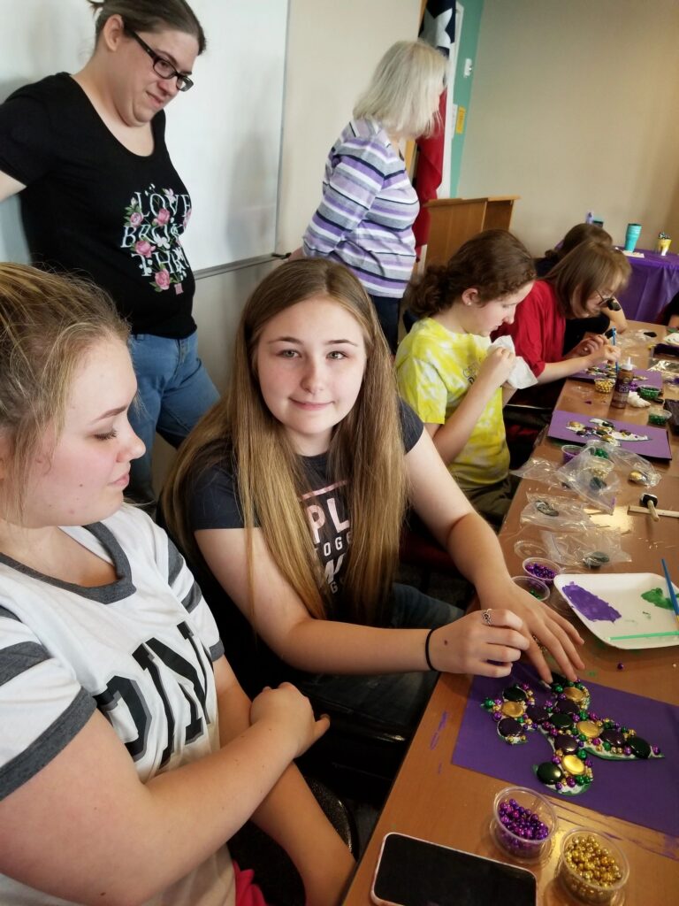 Artwork and artists from the February 2019 — Mardi Gras Fun session at Creating With Blind Abandon.