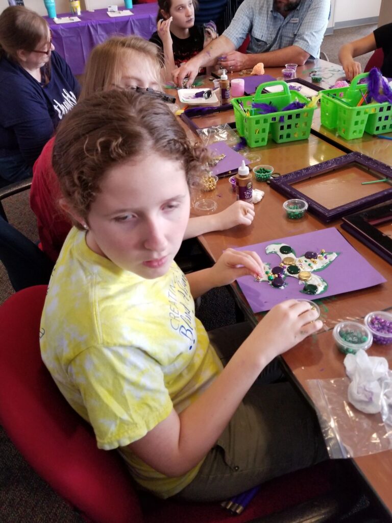 Artwork and artists from the February 2019 — Mardi Gras Fun session at Creating With Blind Abandon.