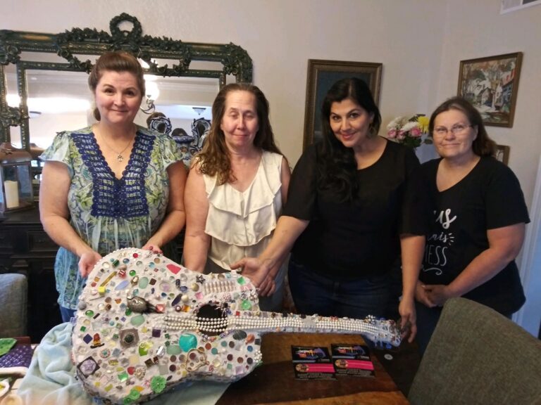 Artwork and artists from the September 2019 — The Color of Blind session at Creating With Blind Abandon.