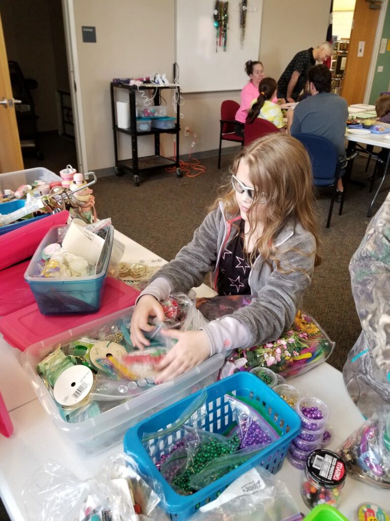 Artwork and artists from the March 2019 — Restaurant Art session at Creating With Blind Abandon.