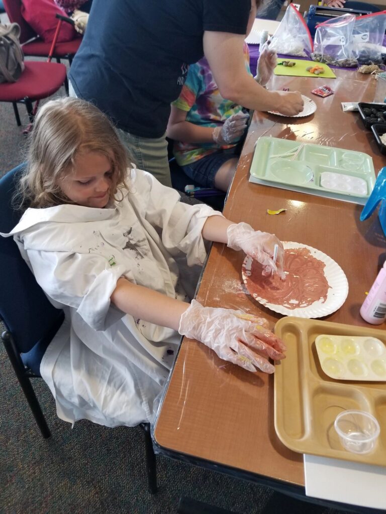 Artwork and artists from the May 2019 — Rocking Flowers for Mom! session at Creating With Blind Abandon.