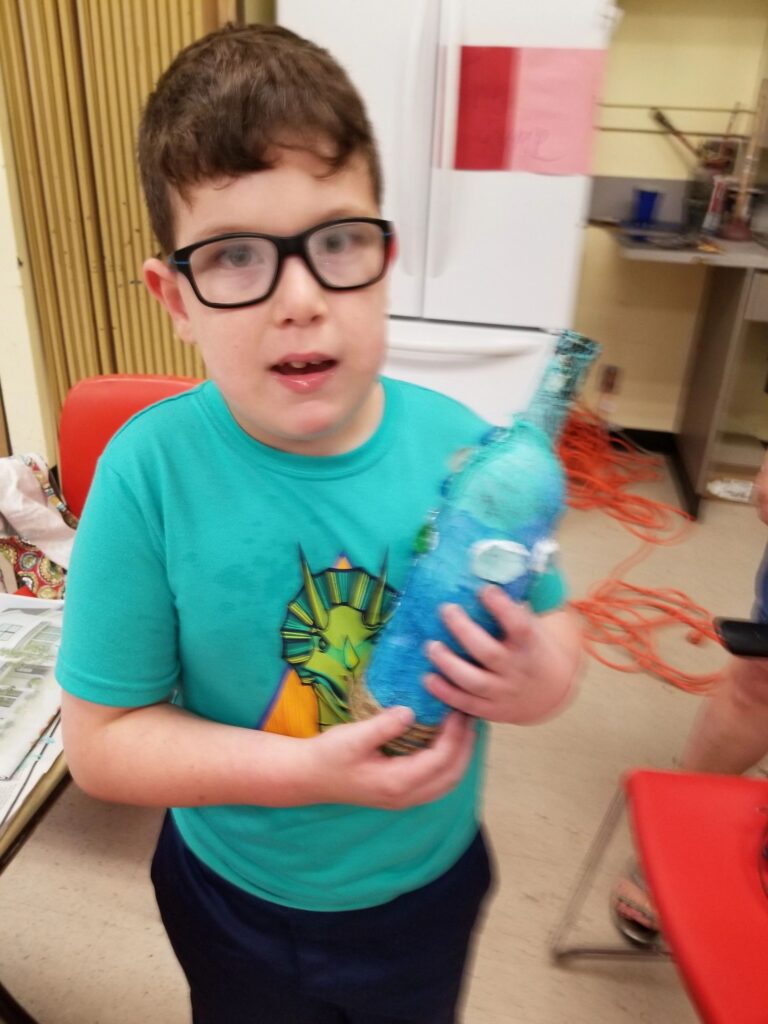 Artwork and artists from the August 2019 Beach Bottles session at Creating With Blind Abandon.