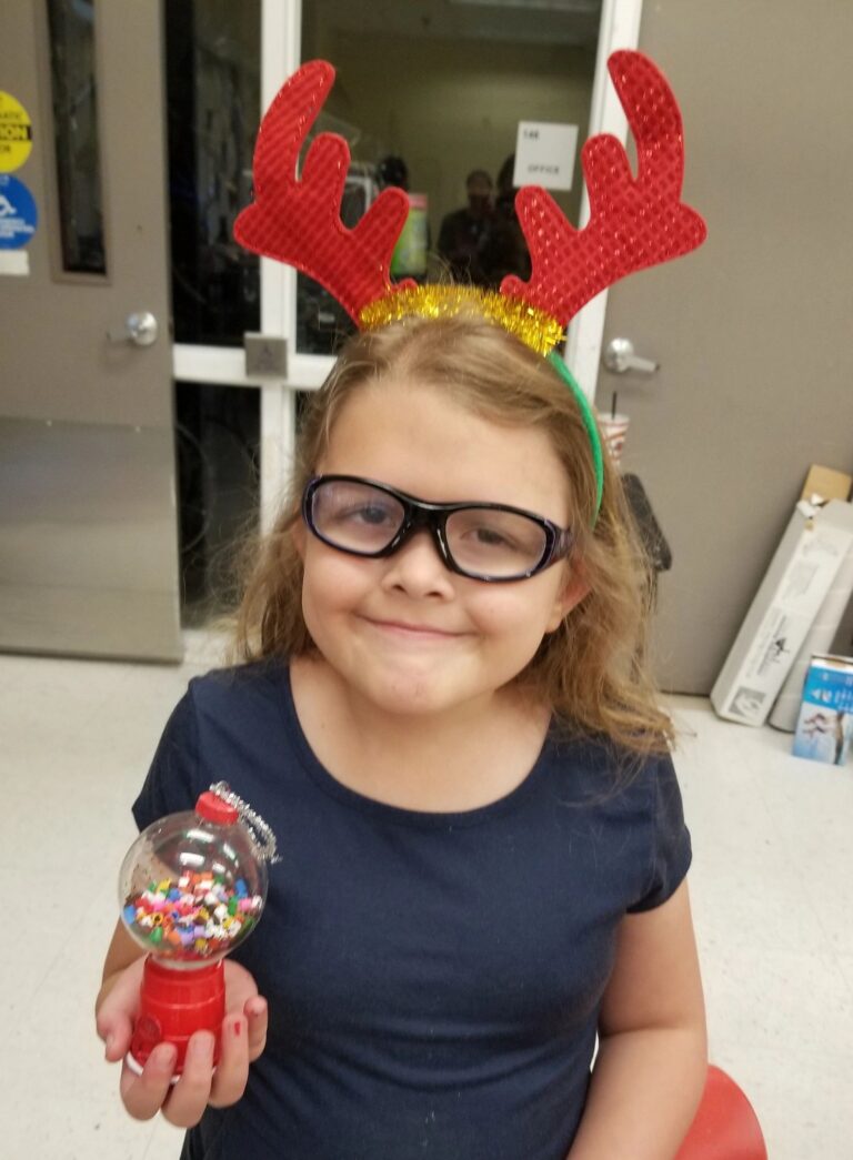 Artwork and artists from the Dec 2019 — Jeweled Christmas Trees session at Creating With Blind Abandon.
