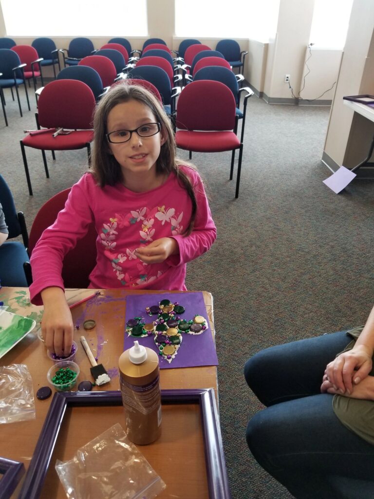 Artwork and artists from the February 2019 — Mardi Gras Fun session at Creating With Blind Abandon.