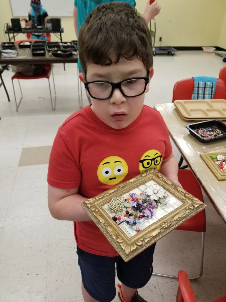 Artwork and artists from the Dec 2019 — Jeweled Christmas Trees session at Creating With Blind Abandon.