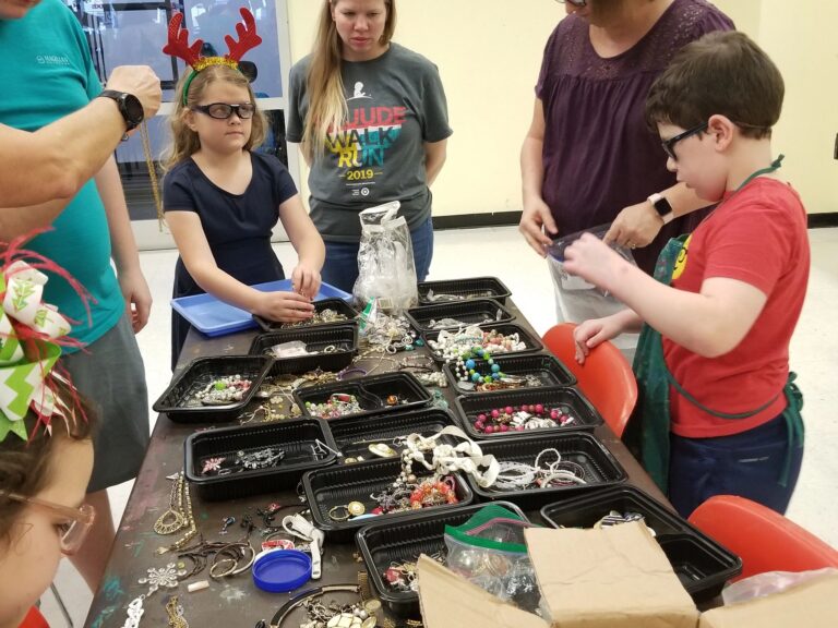 Artwork and artists from the Dec 2019 — Jeweled Christmas Trees session at Creating With Blind Abandon.