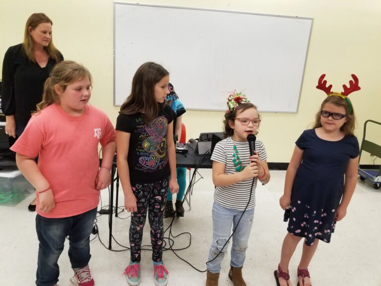 Artwork and artists from the Dec 2019 — Jeweled Christmas Trees session at Creating With Blind Abandon.