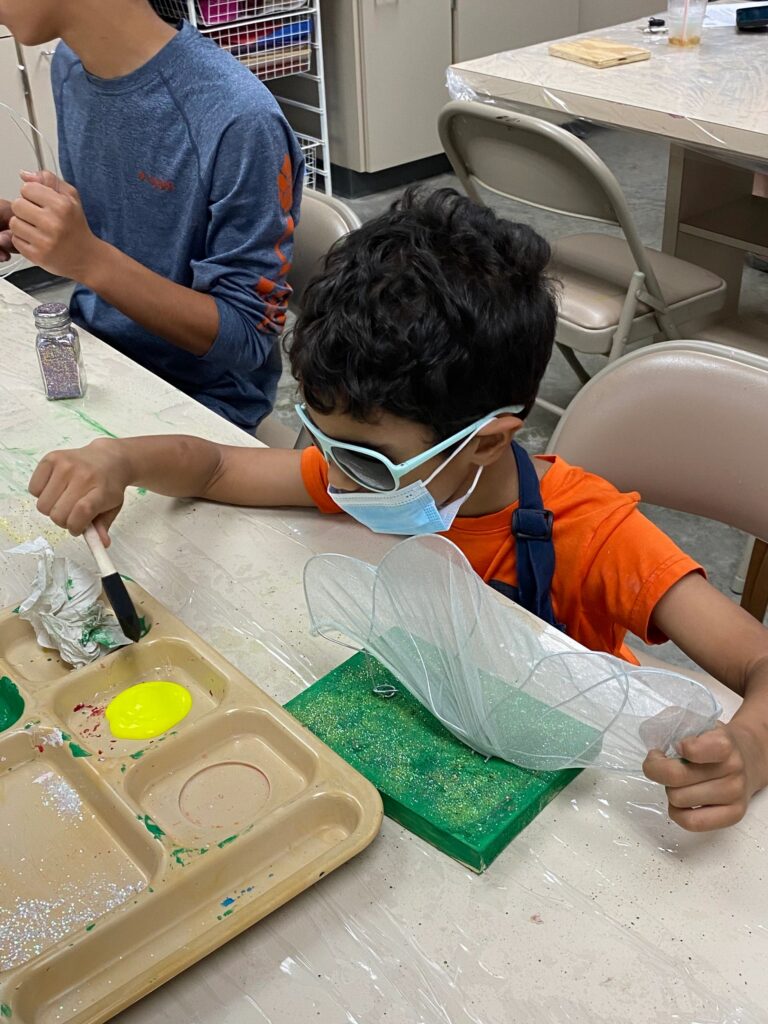 Artwork and artists from the September 2023 Student Sculptures session at Creating With Blind Abandon.