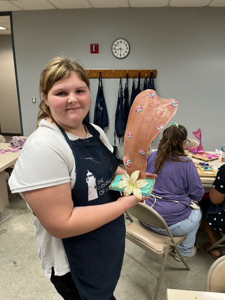 Artwork and artists from the September 2023 Adult Sculptures session at Creating With Blind Abandon.
