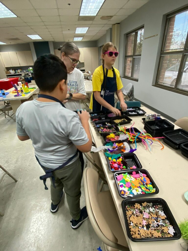 Artwork and artists from the September 2023 Student Sculptures session at Creating With Blind Abandon.
