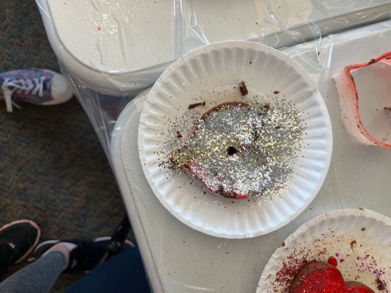 Artwork and artists from the February 2023 — Cinnamon Applesauce Valentines Ornaments session at Creating With Blind Abandon.